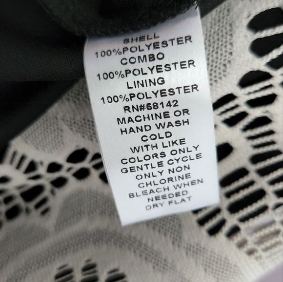 London Times blocked lace shift dress - Picture 7 of 9